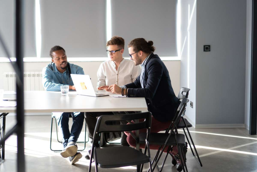 Pedrovazpaulo Business Consultant